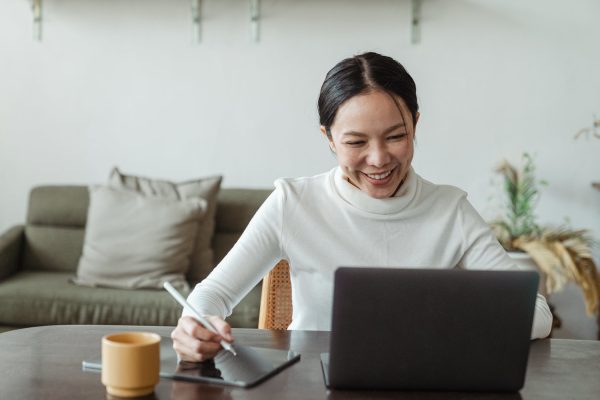5 Simple Tips to Upgrade Your Professional Image: Easy Ways to Update Your Appearance