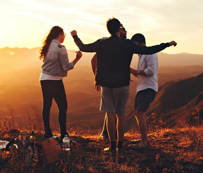 Building Lifelong Relationships: Nurturing Meaningful Connections That Last