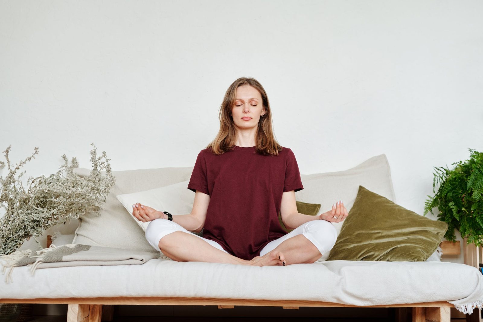 Discover How Meditation Can Help You Relieve Stress: 10 Tips to Get Started