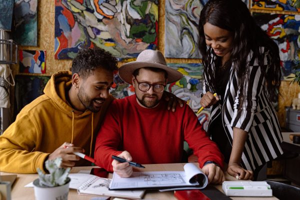 Effective Ways to Increase Your Influence Among Peers: Strategies and Tips
